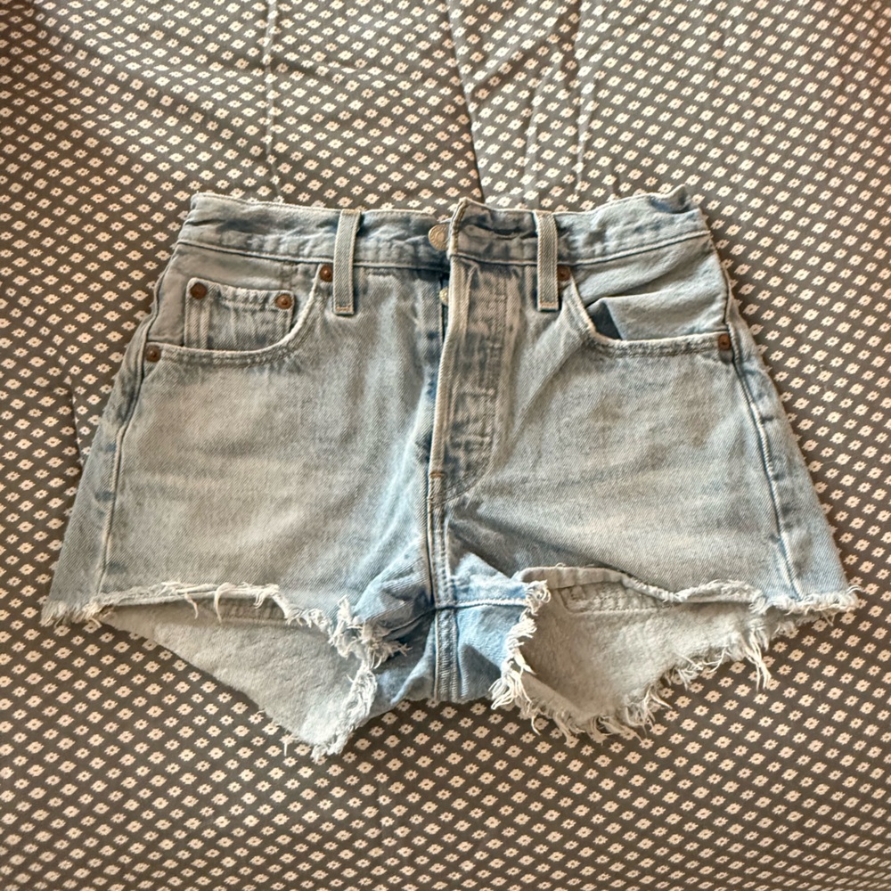 Levi’s 501 shorts